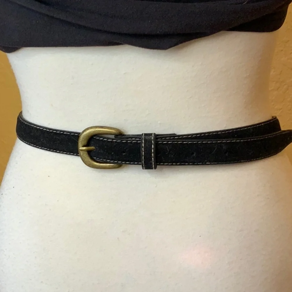 Suede belt